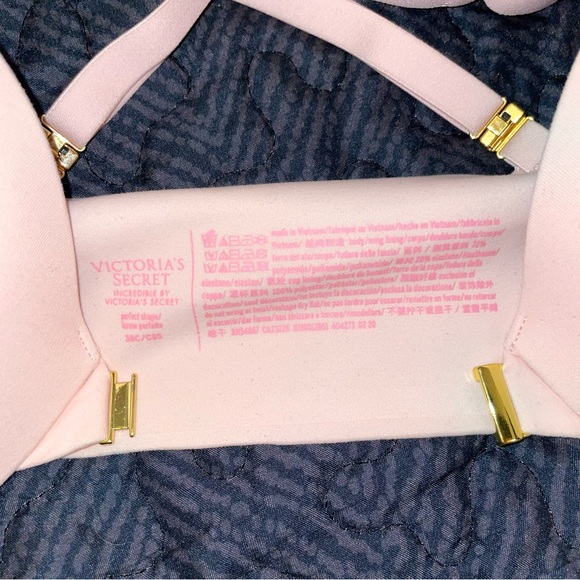 Victoria's Secret Incredible Bra Front Closure - Picture 7 of 10